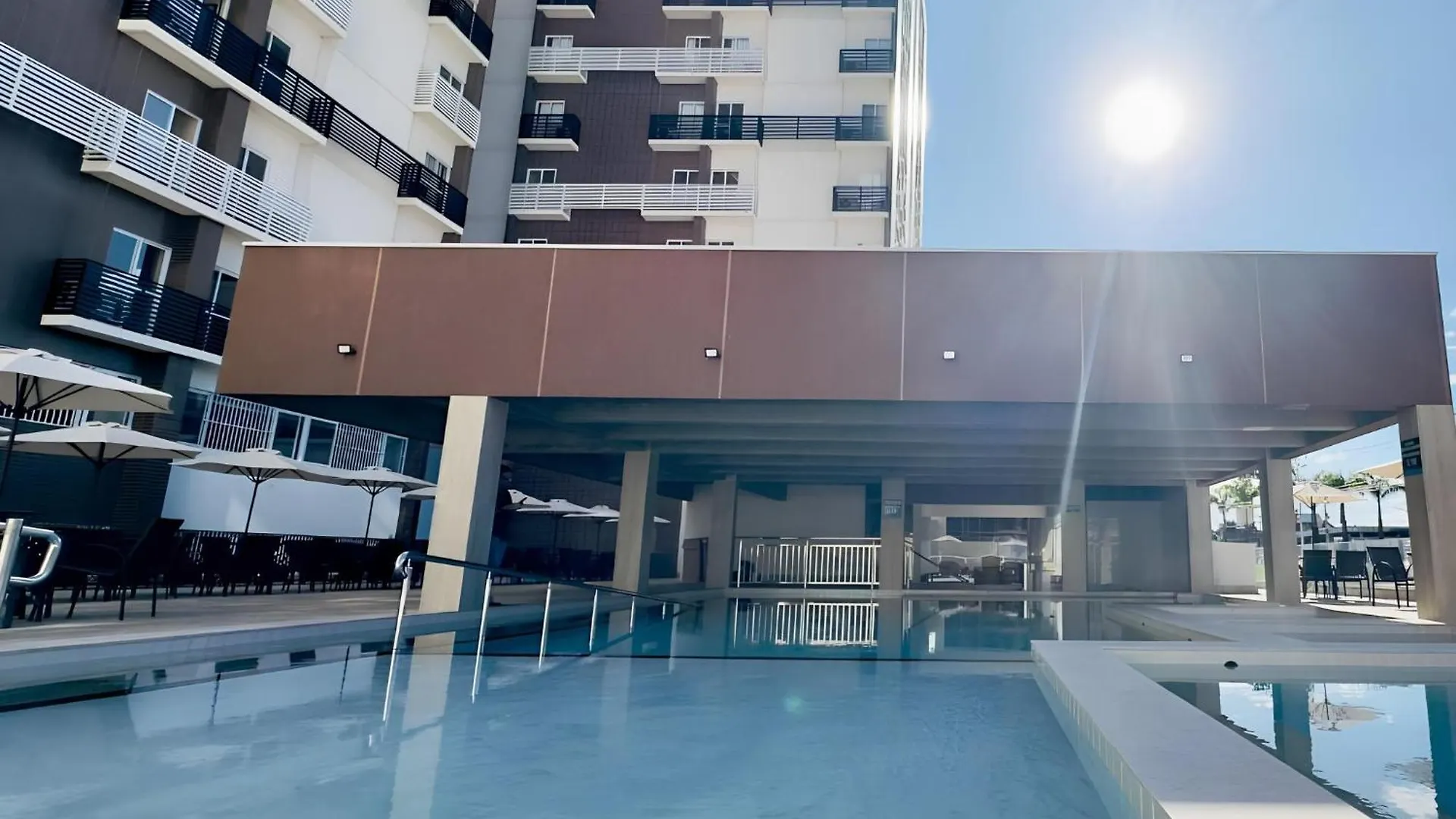 Spazzio Diroma - Acesso Gratuito Ao Acqua Park E Splash Caldas Novas 0*,