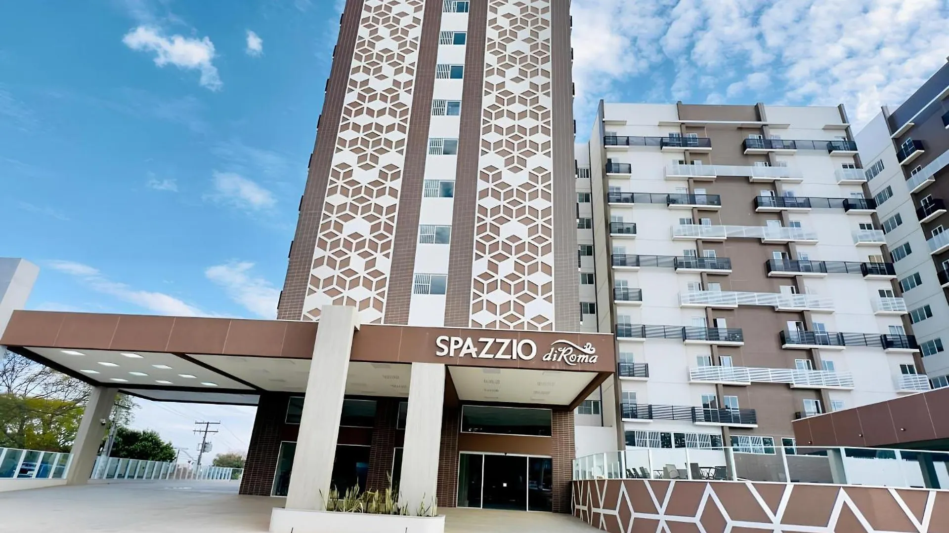 Spazzio Diroma - Acesso Gratuito Ao Acqua Park E Splash Caldas Novas 0*,  Brasil