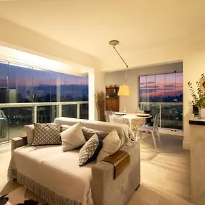Beautiful Penthouse With Jacuzzi By Bnbhost , São Paulo Brasil