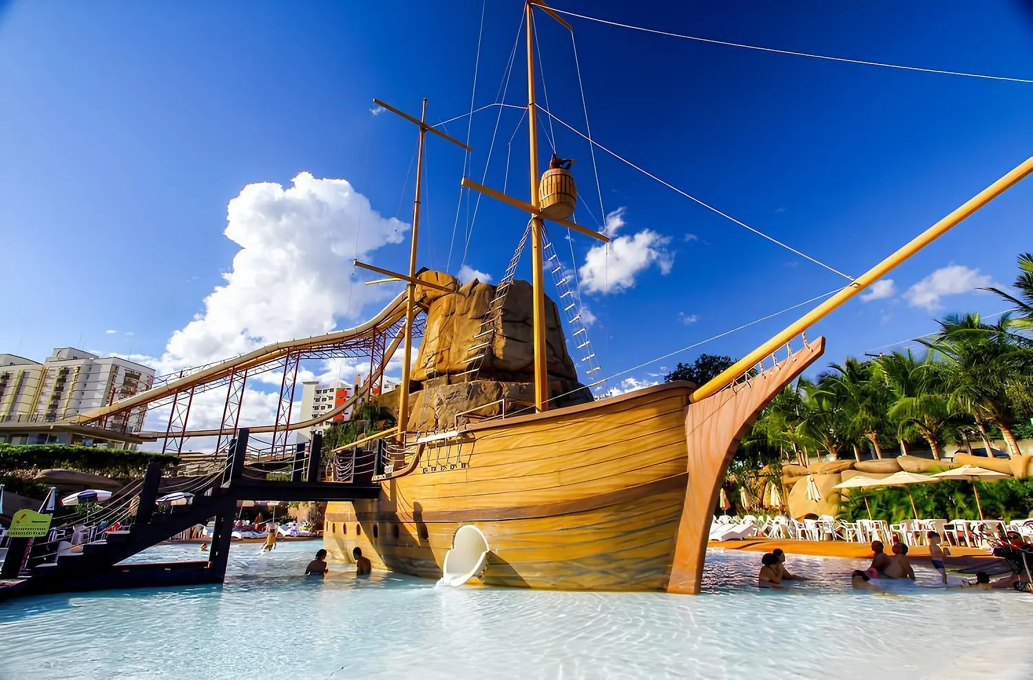 Spazzio Diroma - Acesso Gratuito Ao Acqua Park E Splash Caldas Novas Brazylia