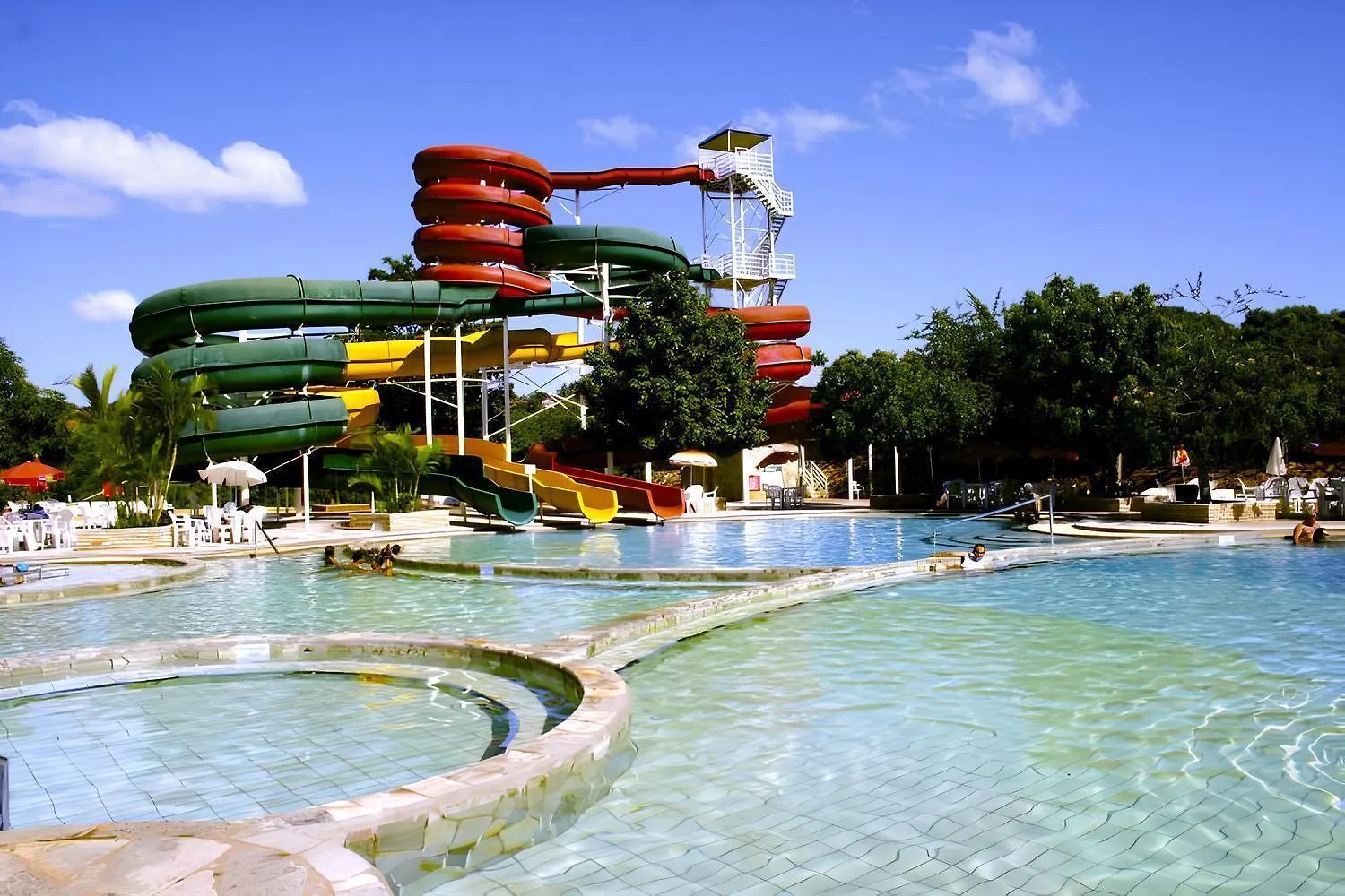 Spazzio Diroma - Acesso Gratuito Ao Acqua Park E Splash Caldas Novas